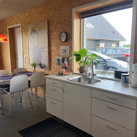 Guesthouse With Tee-Kitchen Apartment Rødekro