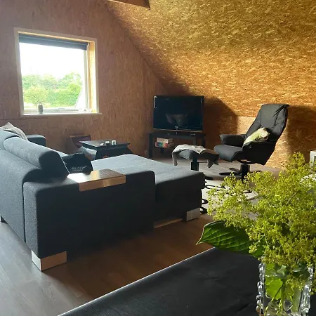 Guesthouse With Tee-Kitchen Apartment
